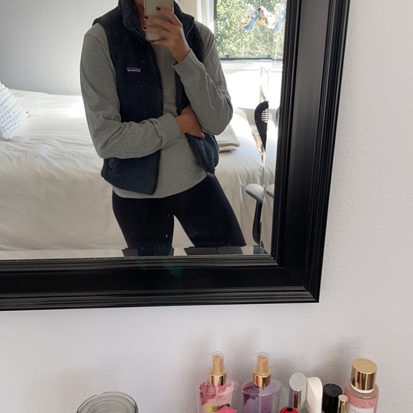 Patagonia Vest - Picture 8 of 8